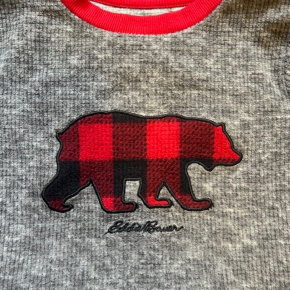Eddie Bauer Bear and Buffalo Plaid Pajamas - Kids Size 6 - Picture 3 of 6